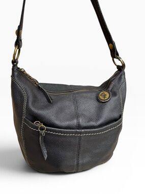 The SAK Pebbled Black Leather Shoulder Bag Purse 100% Leather